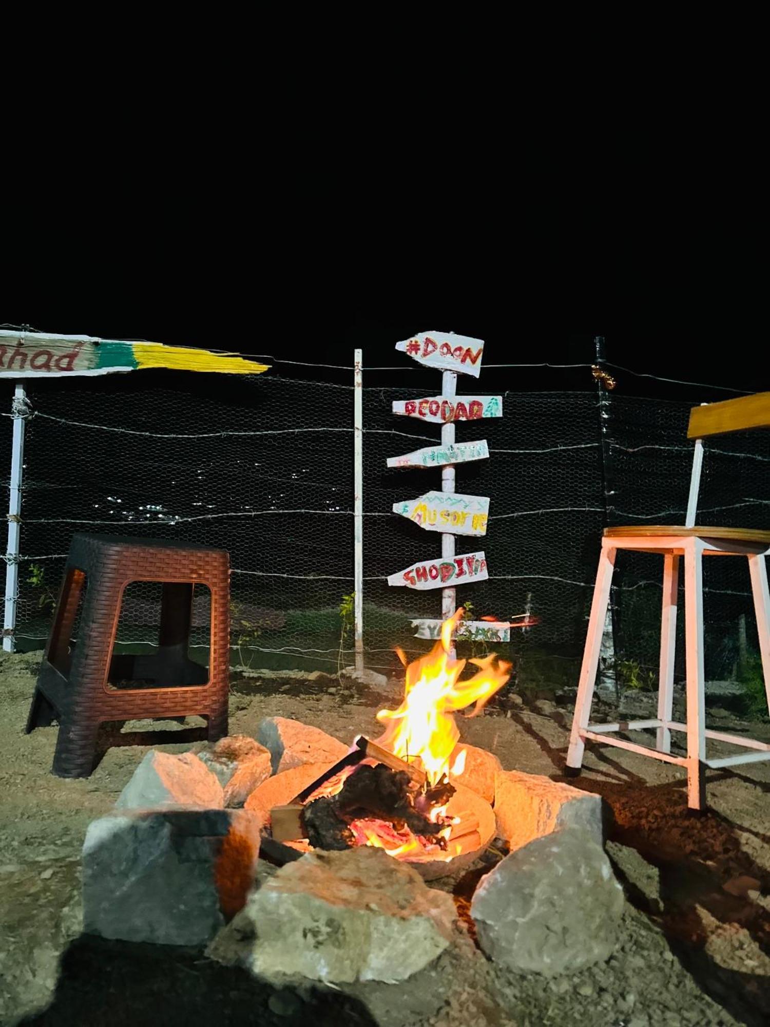 Deodar Village Homestay Devalsari Мусори Екстериор снимка